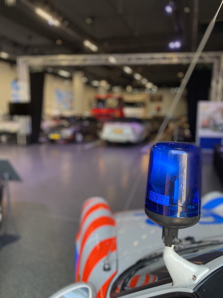 Brantsen's tweet photo. Hij staat er knap bij jongens, daar in Eindhoven. (De rest trouwens ook). #Volveau #DAFmuseum30jaar https://t.co/07CLksWnFs
