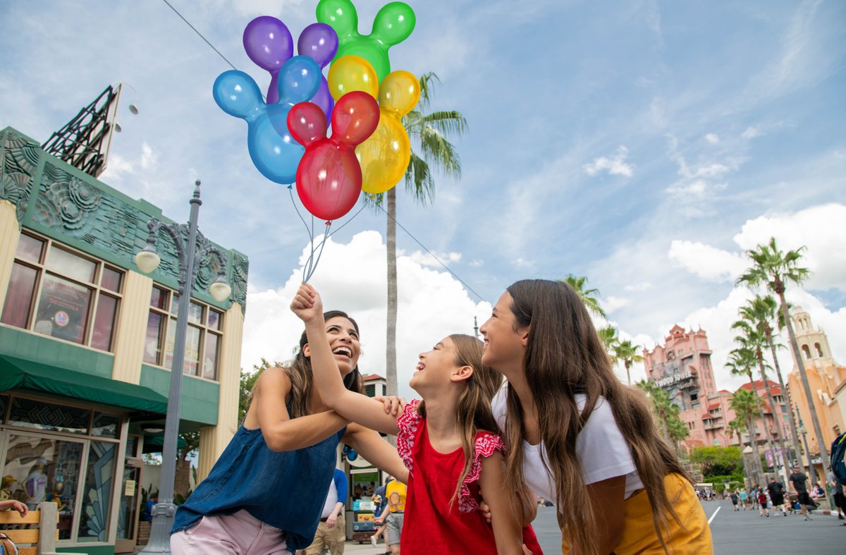 We love incorporating our favorite pal Mickey Mouse’s signature shape into our Lenses and Magic Shots, and we’re here to share our top 5 Hidden Mickey #DisneyPhotoPass photo ops! 📸 Visit the @DisneyParks Blog to learn more: spr.ly/6011Ovyc7
