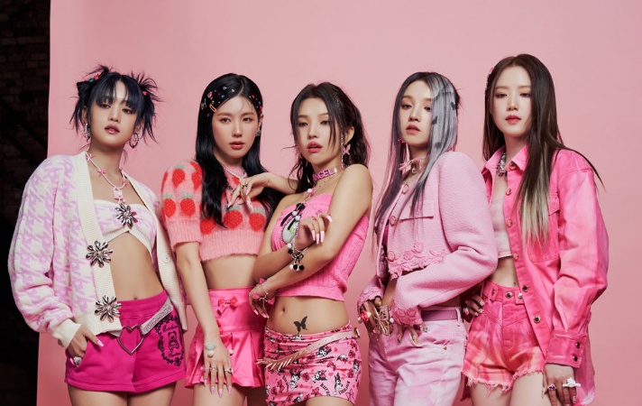 AboutMusicYT's tweet photo. Over 100,000 people were trying to get tickets for (G)I-DLE's concert in Taiwan, which has the capacity of 4,500 people. https://t.co/QWzd48I26b