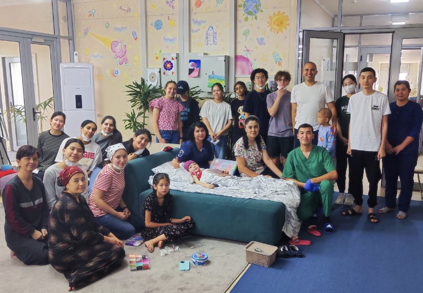 WaLead_B's tweet photo. #Tashschool #Students are making a positive difference supporting Taskin a Paediatric Cancer hospice throughout the year. Well done @KorzinkaUzbek  @ZBenHillel @carlsberguz  ❤️ https://t.co/E18UrZmzre