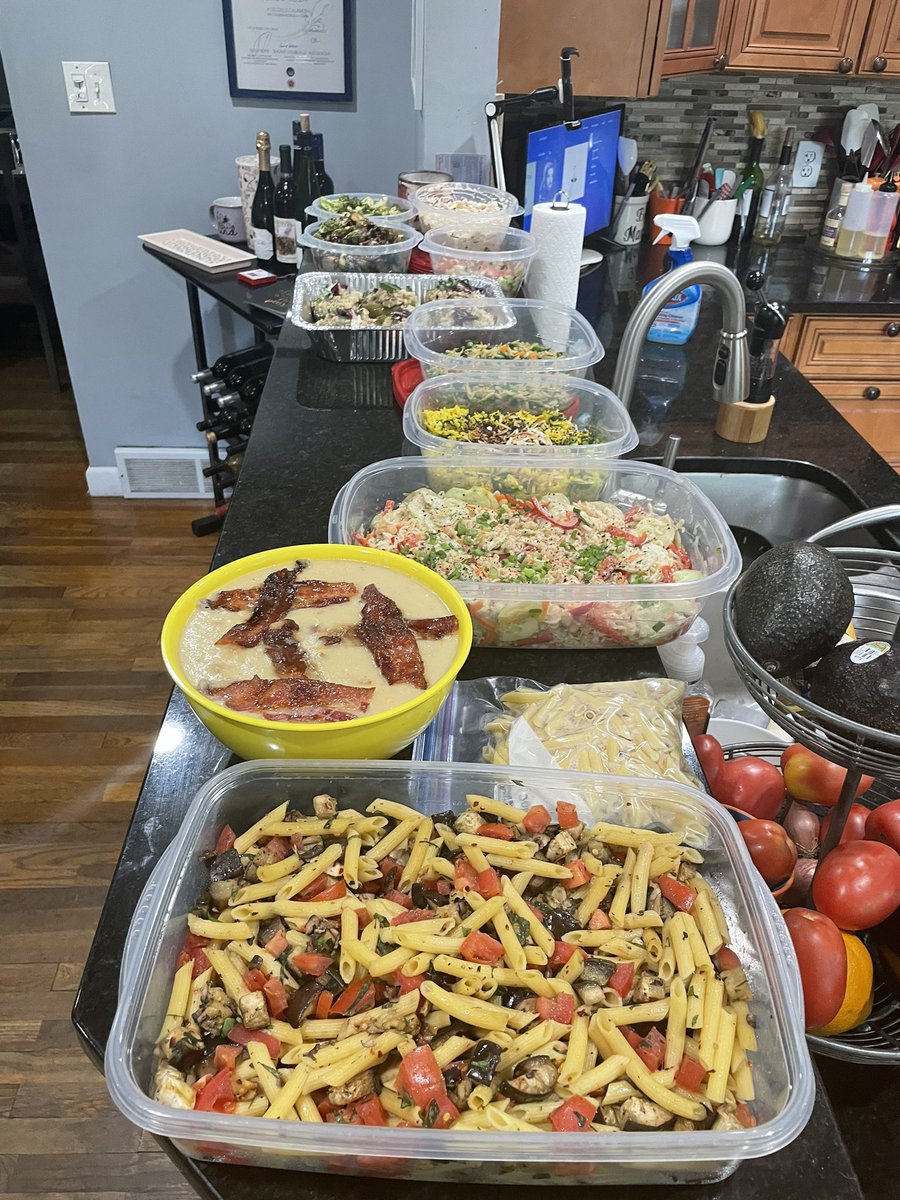 KimmieDoran's tweet photo. When you have a private event, and you still have to cook for two of your families…you get up early to get out in front of it all!!!
Fridge is packed with 80% of tomorrow’s orders and 100% of tonight’s mise en place! #overcommitted https://t.co/aPX6EvRN4e