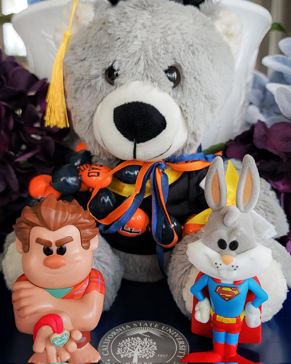 WeeJavaDude's tweet photo. Celebrateing all the 🎓 class of 2023. You are all super and our Heroes. Happy #FunkoSODASaturday . #FunkoSODA #FunkoFeature #FunkoFamily #FunkCommunity @brianmariotti @funko
Since it seemed nobody was picked last week throwing my hat in again. https://t.co/zGvu46EiZk