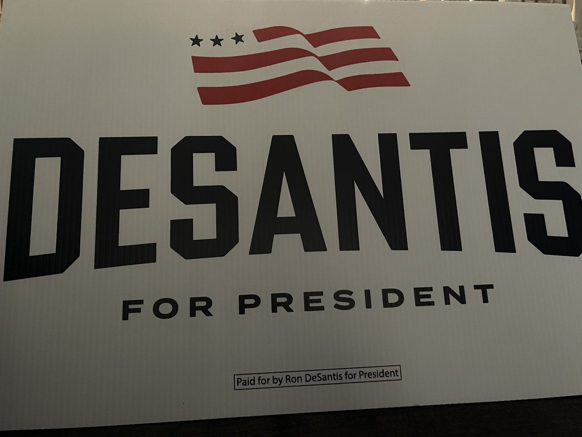 NWFLRepublican's tweet image. Got this awesome package in the mail today. LFG!🔥🔥🇺🇸🇺🇸 #Desantis2024 #NeverBackDown #ReturnToSanity