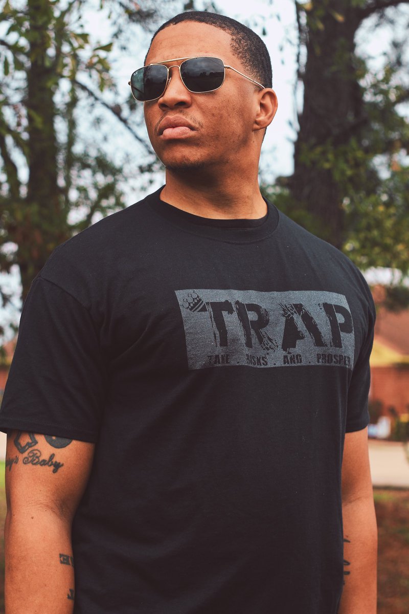 1st_Realest's tweet photo. Keep working 1$t 💯👑🖤🧠💪🏽
#SuperTrapper #Entrepreneur
📸 @BHartWonAgain https://t.co/es8iF74ZoM