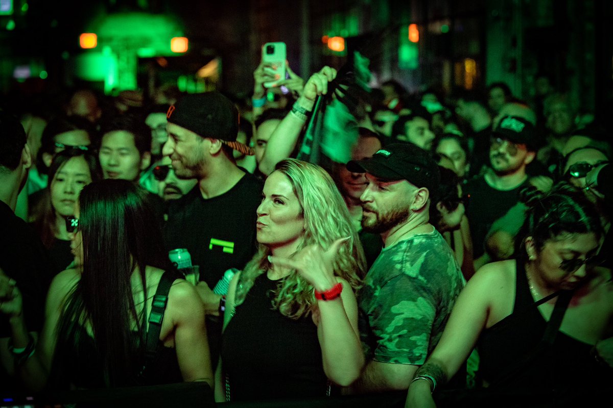 ninetozeromusic's tweet photo. A throwback to our SOLO musical journey in New York, where we celebrated our latest release from silence to silence. ♻️ Thank you for joining us! 

#ninetozero #SOLO6 #NewYork https://t.co/swMmKgi7wy