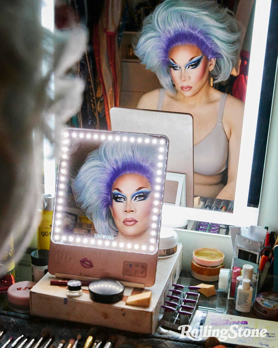 RollingStone's tweet photo. Drag is in peril due to the unprecedented onslaught of hateful legislation in conservative states.

Meet the red-state queens fighting back: https://t.co/zFJdFpWl8F https://t.co/lldqJLI5pz