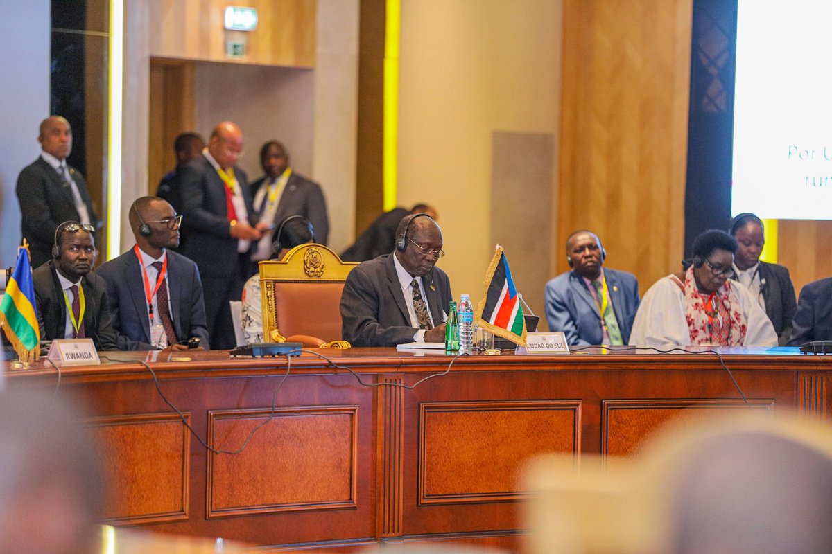 MusaliaMudavadi's tweet photo. Kenya's commitment to supporting its neighbors in their quest for lasting peace and stability is in line with the African Union's goal of promoting African solutions to African problems. https://t.co/i6fOkVXfna