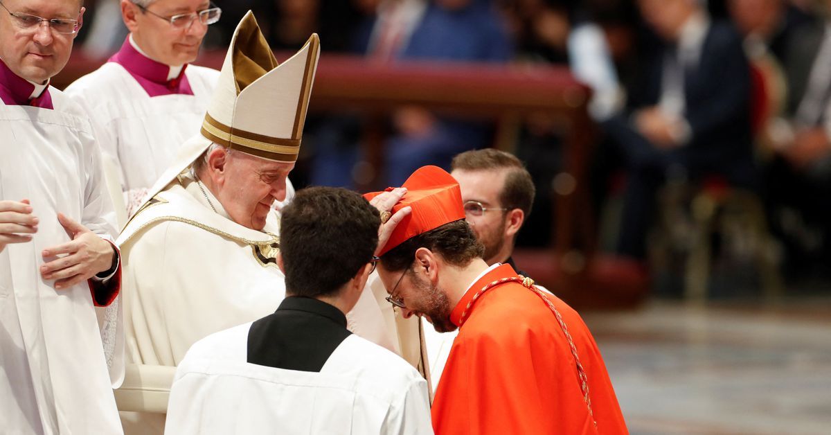 Reuters's tweet photo. Pope to visit Mongolia, home to just 1,300 Catholics https://t.co/vfcVVrab9R https://t.co/HSyo1KgG9y