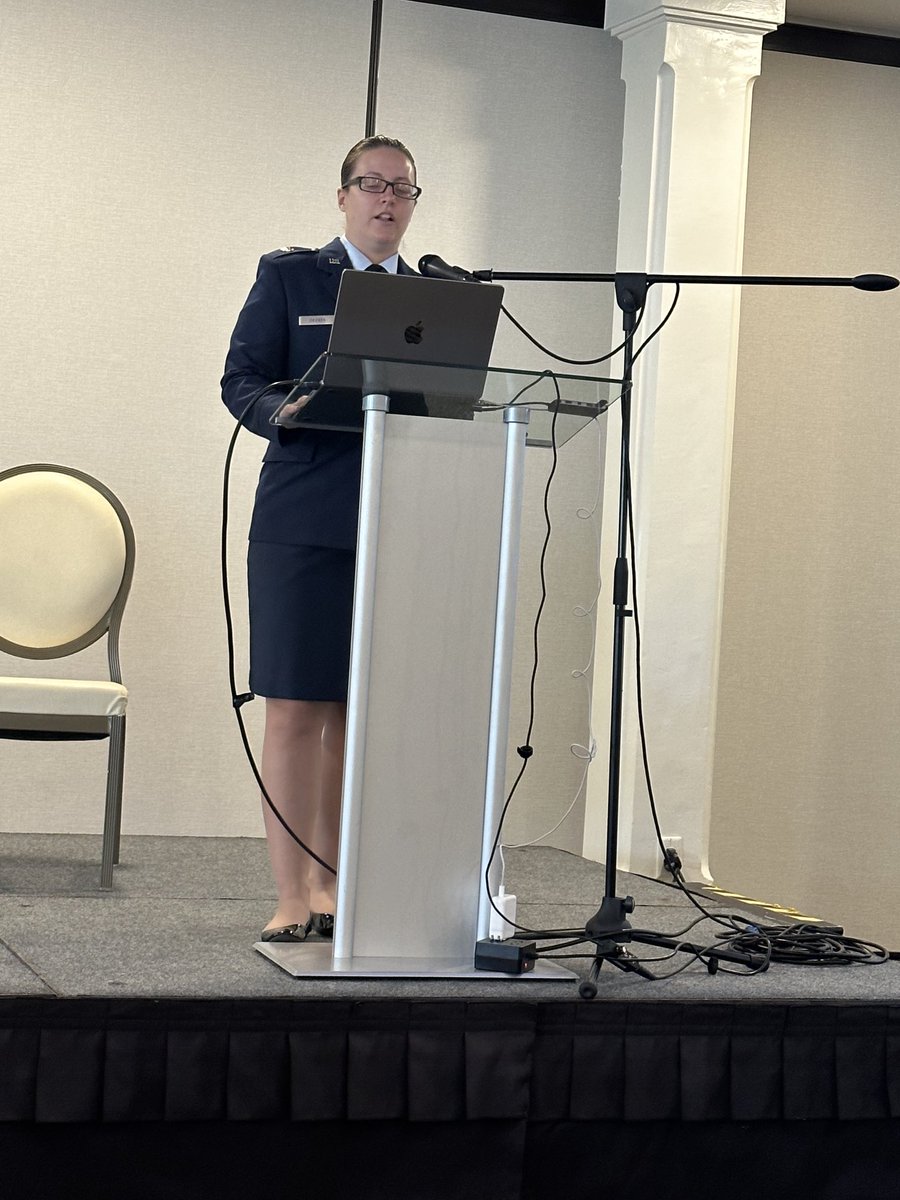 Drabhaylodha's tweet photo. Platform presentation by Dr. Elizabeth Okonek at the 46th AAP District 8 SONPM conference in San Diego, congratulations ⁦@D8Neonatal⁩ https://t.co/uh11Ux7DYI