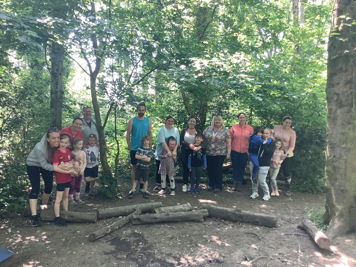 CFSMPENCOED's tweet photo. Proud moment this morning bringing families from all four cluster primary schools together for their 1st session of forest school. Excellent teamwork everyone! @CoetyPrimary @CroestyS @coychurchps @pencoedprimary @WG_Education @CSCJES @bcbc #workingtogetherasone https://t.co/5N1FtfbHze