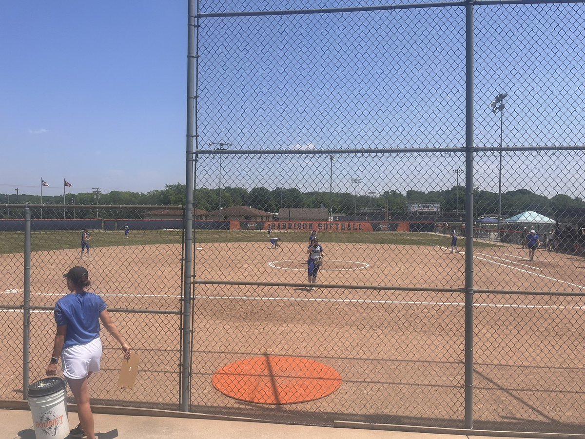 DanLestinsky's tweet photo. Let’s go @CarrollSoftball! https://t.co/ZPfAYFV4fk