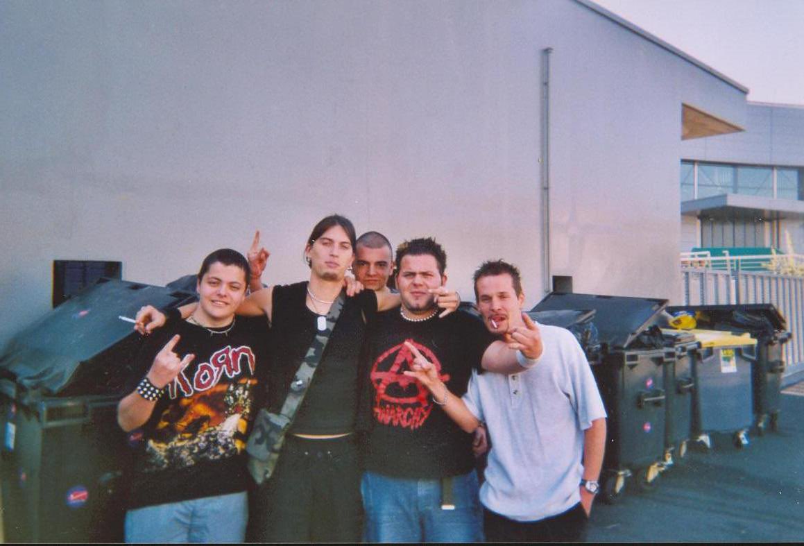  AnThO 🖖 tweet media