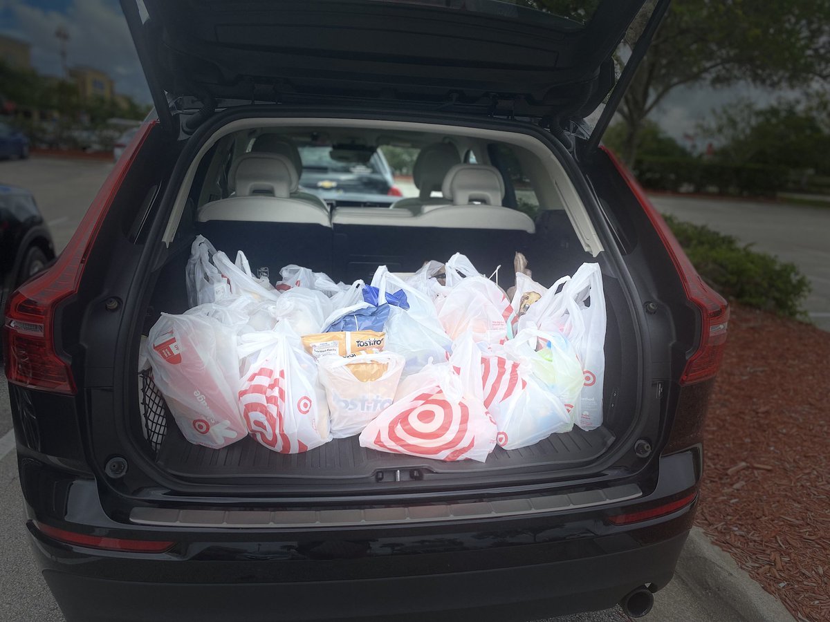 HarriCath518's tweet photo. I LOVE TARGET #ilovetarget https://t.co/rHlB3dHMjg