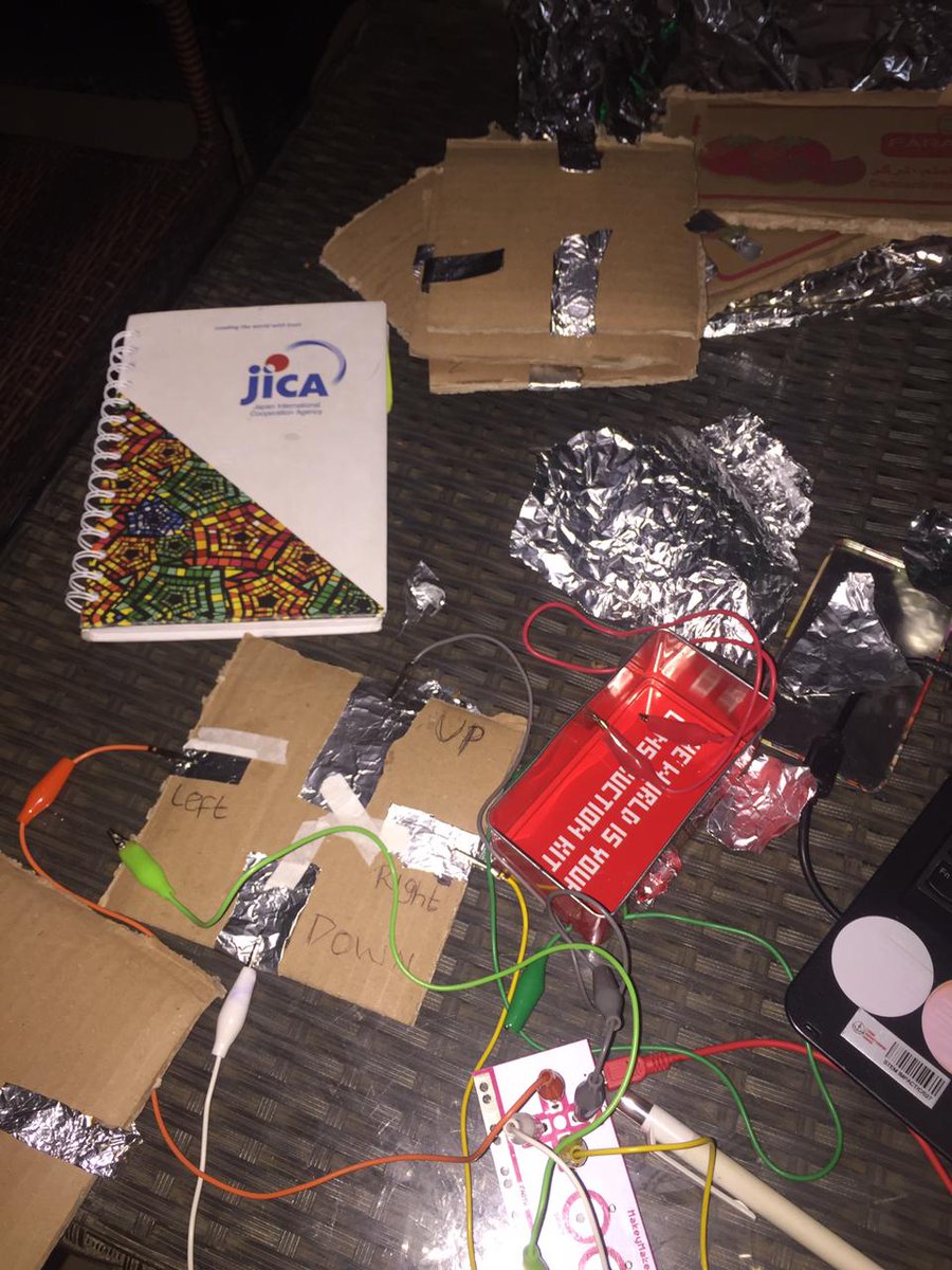 maxwellkam25's tweet image. This is how my weekend is going😎 having some fun with @makeymakey as I'm preparing for my teaching class tomorrow here in Wajir under of STEM impact Kenya that is offering free Coding in Northern Kenya that has a wide Technology gap. #freecoding.