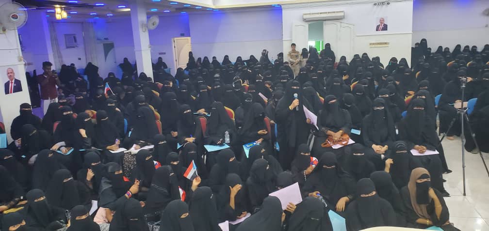 almhrhsdy's tweet photo. عاجل : 

لقاء تشاوري موسع قبل قليل في محافظة المهرة يضم جميع المكونات النسائية لتشكيل مكون جنوبي موحد بدعم ورعاية المجلس الانتقالي الجنوبي ..

صور اولية 

#تشدق_حوثي_كاذب_بالوحده https://t.co/SLa1lEBj89