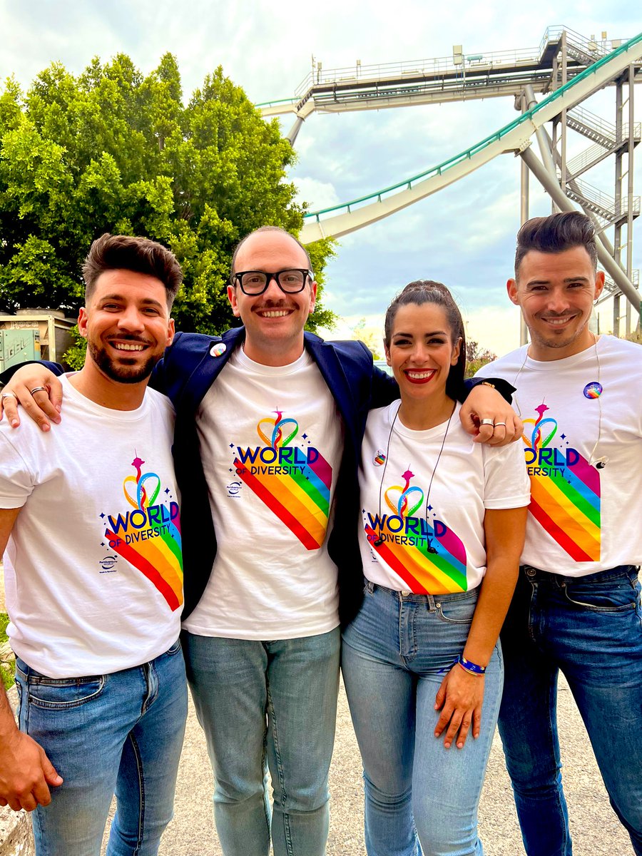 PRIDE NIGHT 🌈 <a href="/Portaventura_ES/">PortAventura World</a> #pride #aworldofdiversity