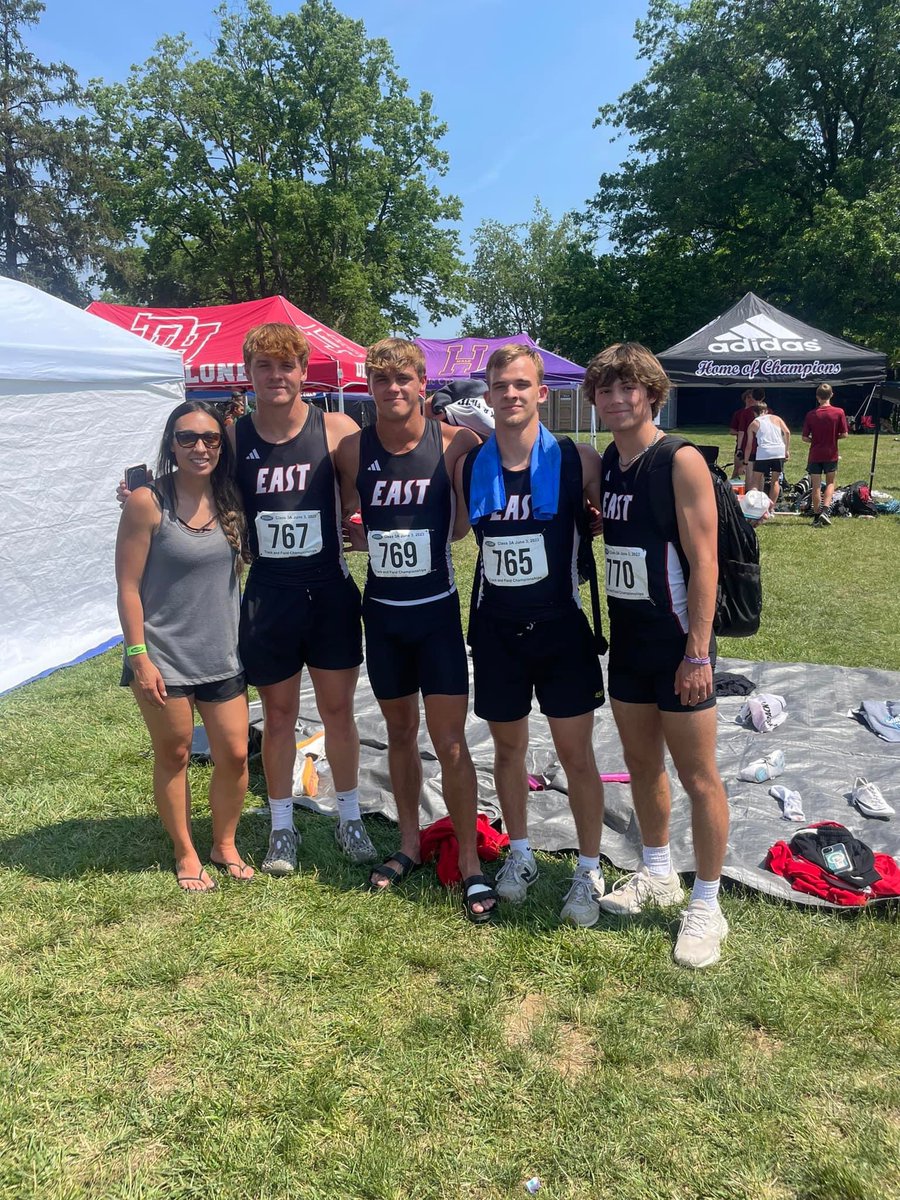 BehsCross's tweet photo. The boys 4x100 team broke the school record with a time of 43.87.  Congratulations Travis Egan, Ryan Still, Camron Brogan, and Landon Talley.  So proud of you all. https://t.co/H9eaak49cp