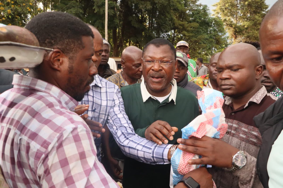 During my meet and greet  people tour at the Misikhu market in Webuye West constituency,Bungoma County.
#HustlerNation