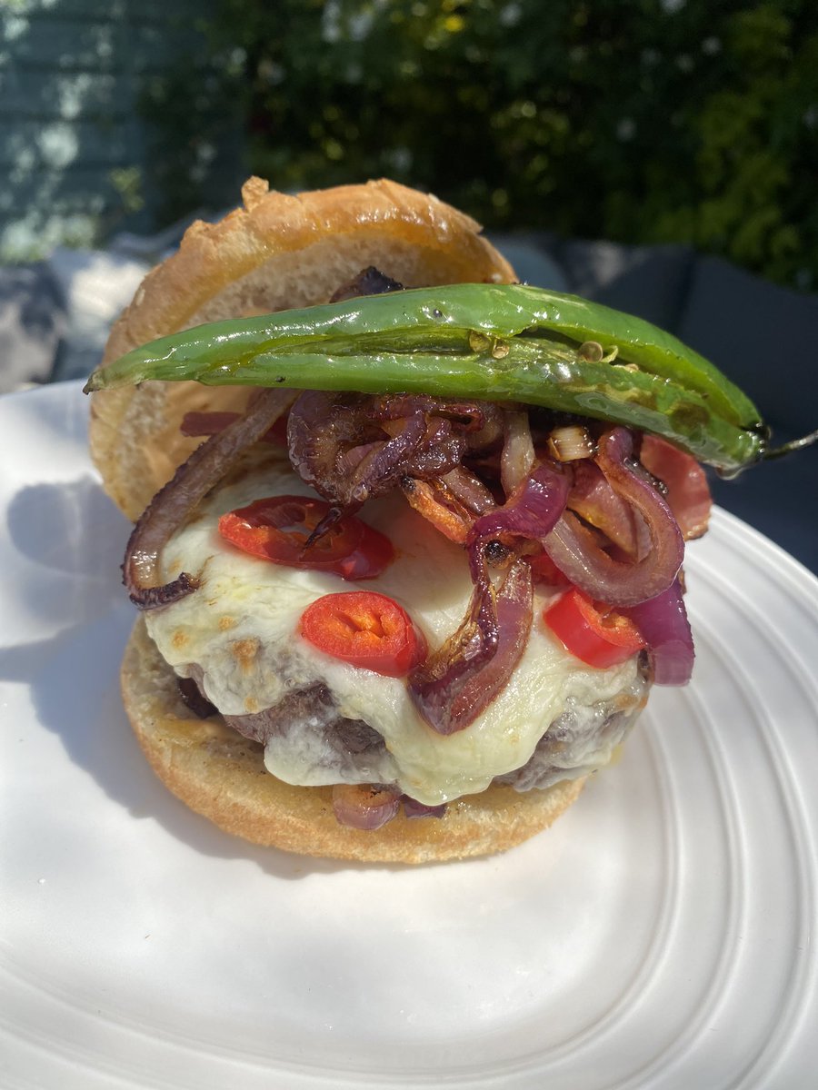 Lucky to be able to hear the music from this eve’s St Anne’s Park concert in my back garden (Soft Cell, OMD, Heaven 17 & Sophie Ellis Bextor) while cooking up chilli, cheese & bacon burgers in the sunshine 🎶🍔☀️