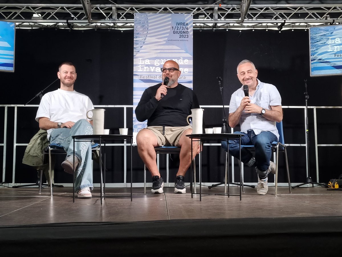 Tre amici al bar, tante idee e fu così che nacque @accentoedizioni! @alecattelan @MatteoBBianchi e Gianmario Pilo a #invasione23