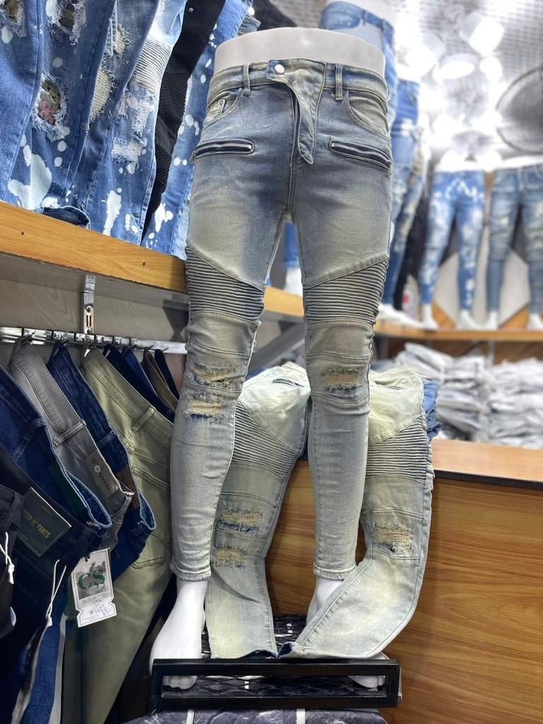 smith_ndebele's tweet photo. Jeans 🔥🔥balmain 

Get one or more at a very affordable price 🔥🔥
Call/WhatsApp +260971719337 https://t.co/BMwSK4kRHO