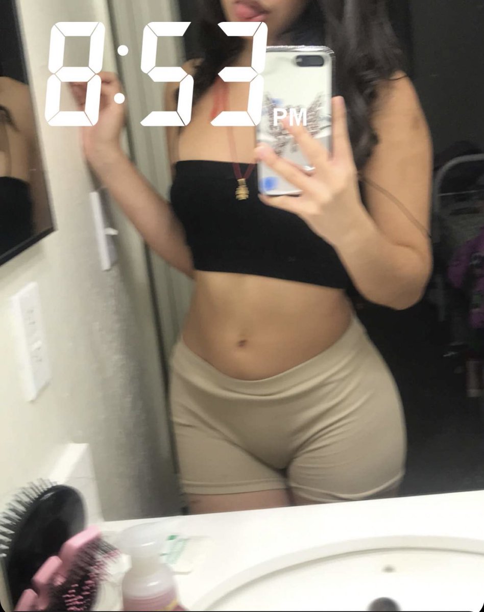 hoezluvstephh's tweet photo. Body💃🏽 https://t.co/qrTwKB6mix