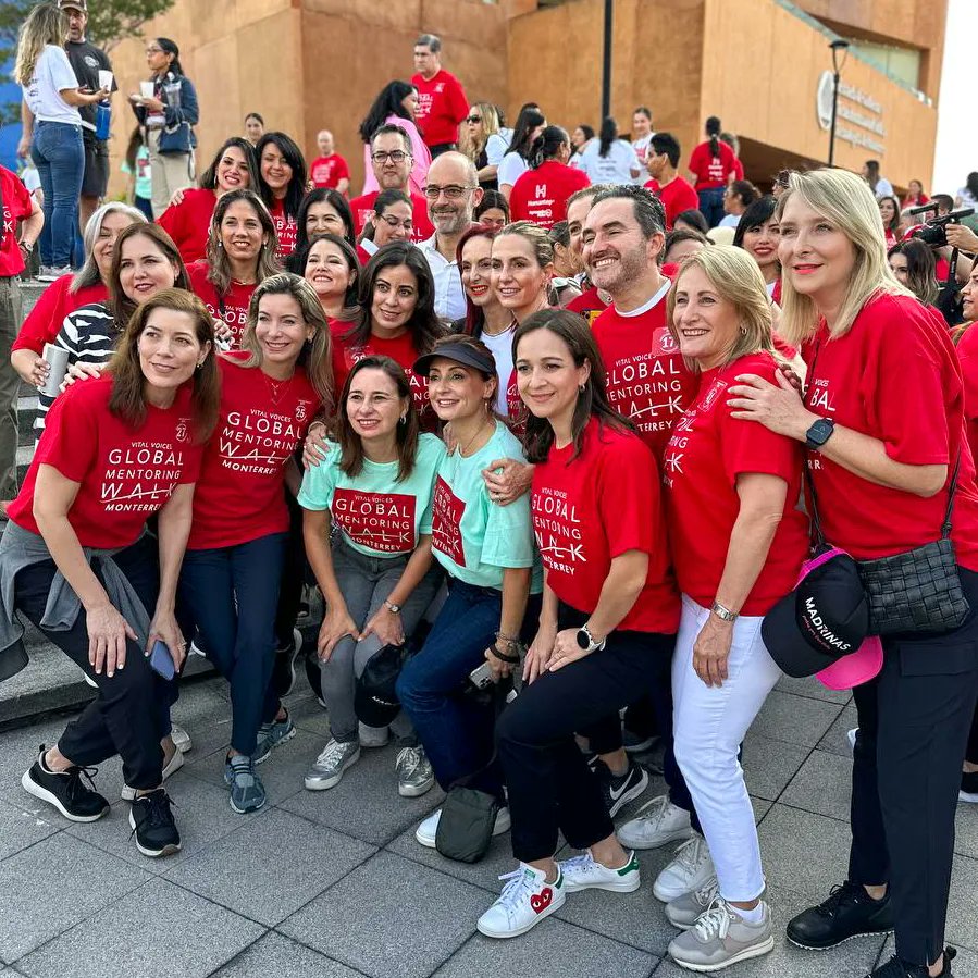 guerravaleria's tweet photo. Activar nuestra voz, compartir quienes somos, escucharnos entre nosotros y pedir ayuda… esto es lo poderoso del #MentoringWalkMty.

Feliz de ser parte de este esfuerzo. https://t.co/qRRZC8gUaO