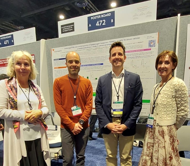 institut_curie's tweet image. #ASCO23 | Therapeutic vaccine in anogenital #cancer and epigenetic drug 🧬
2 innovative approaches evaluated in studies presented at #ASCO23 by Prof. Christophe Le Tourneau @Institut_Curie, with promising results.

Abstracts:
➡️meetings.asco.org/abstracts-pres…
➡️meetings.asco.org/abstracts-pres…