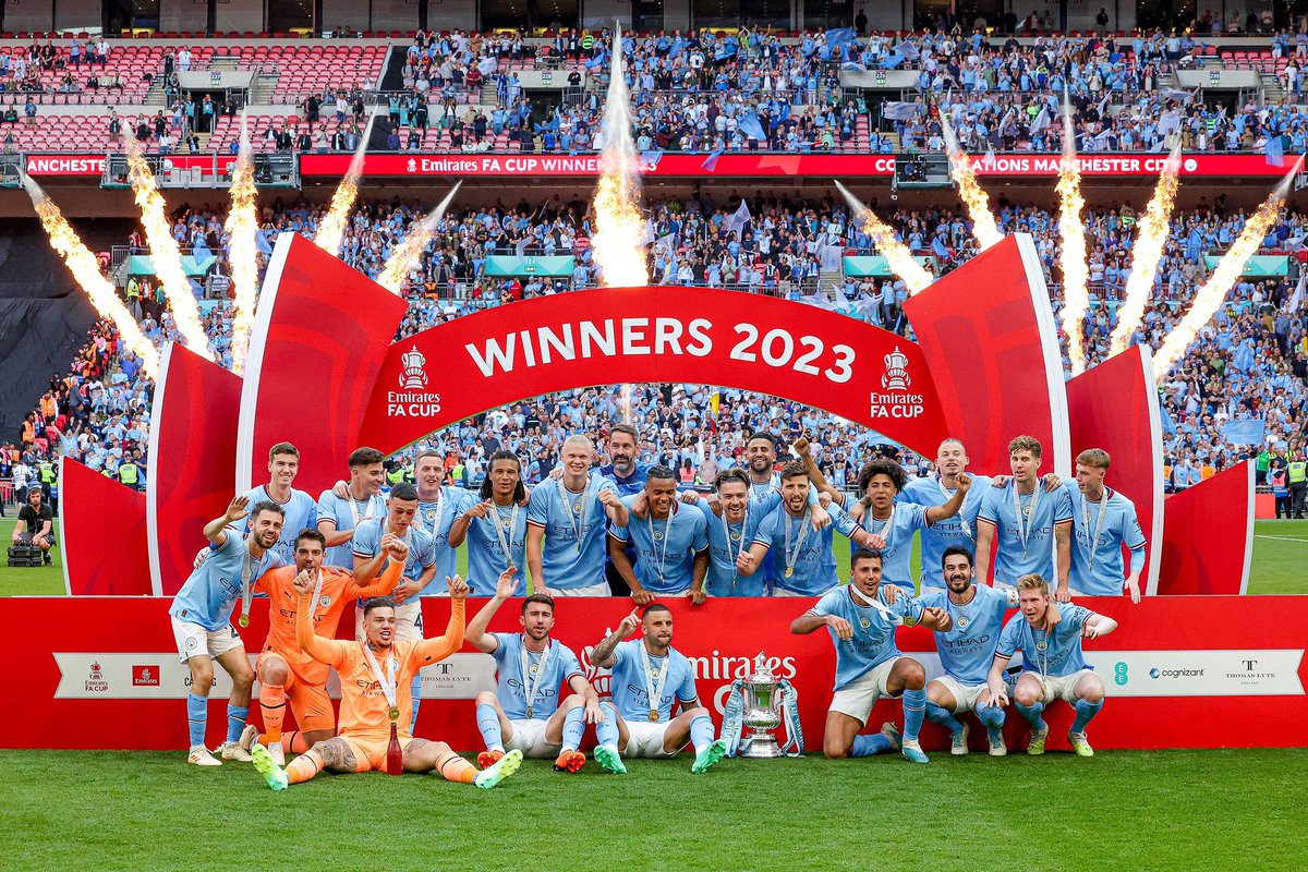 NathanAke's tweet photo. FA Cup winners! Hungry for more 💪🏽💙 @ManCity https://t.co/bbIH56oXiQ