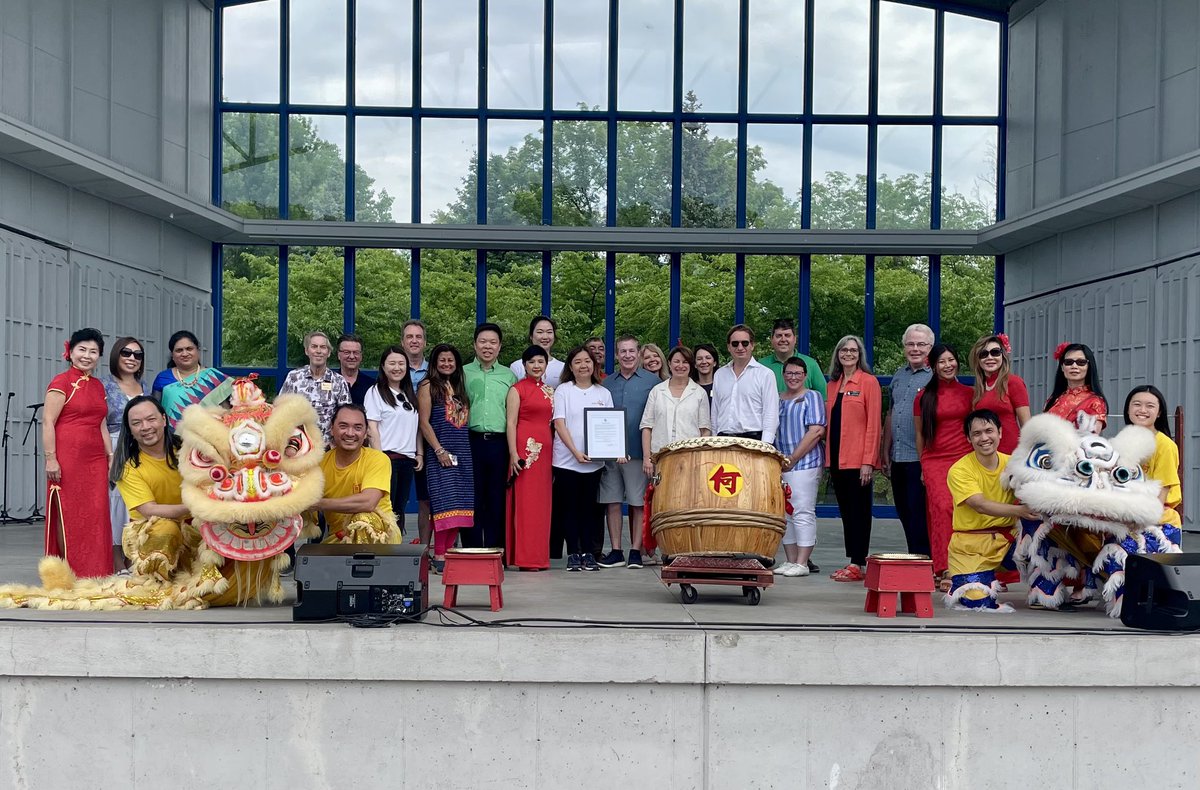 amyklobuchar's tweet photo. Each year, the West Metro Asian Fair in Plymouth celebrates our Asian American communities and businesses in Minnesota. Thanks for having me and @deanbphillips today! A great way to spend a Saturday. https://t.co/fslvX6eMku