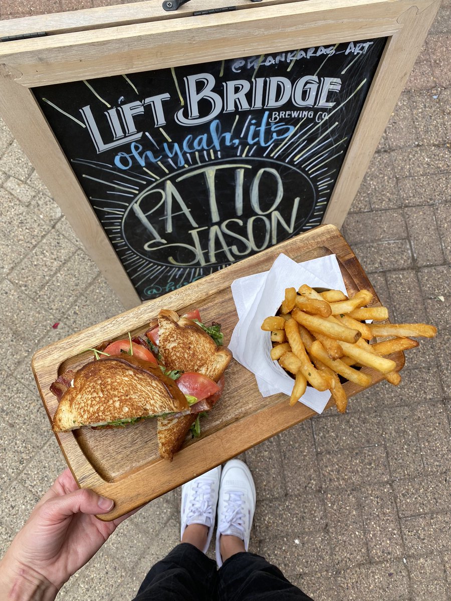 Heads up, we are booked for reservations tonight, but there’s plenty of room right now! There’s a lot of family fun happening at Rice Park for the  <a href="/TheOrdway/">Ordway Center for the Performing Arts</a> &amp; #flinthillsfamilyfestival! 

#saintpaul #ricepark #herbiesonthepark