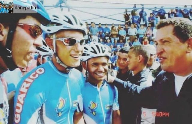 Recuerdo aquel 3 de junio del 2003, en el que Hugo Chávez dejó una huella imborrable en nuestro estado hace exactamente 20 años.

La inauguración de la Clínica del Deporte ASOMECID y la primera pista de patinaje de velocidad.

Gracias por tanto apoyo al deporte comandante 💯