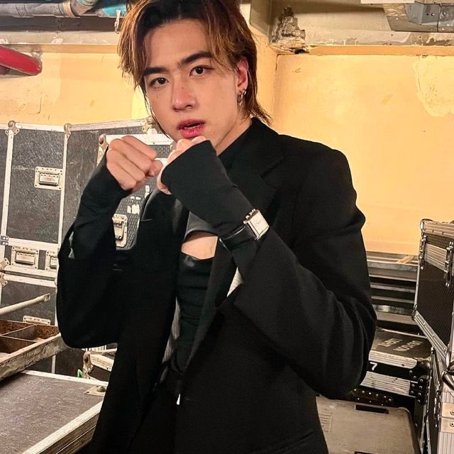 proxie.archive 🗂️ on Twitter: "↳ https://instagram.com/p/CtB-GmnM18K ...