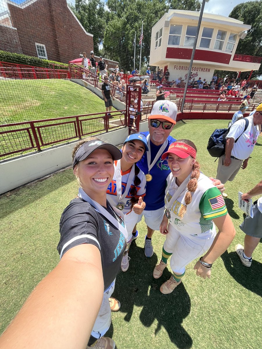 3 Lady Gators Jackson girls <a href="/annalisebuncy14/">Annalise Buncy</a>  <a href="/samtitzel2023/">Samantha Titzel</a>  <a href="/alieberman2023/">Amanda Lieberman</a> did great today at the FACA Senior All Star Game at Florida Southern!