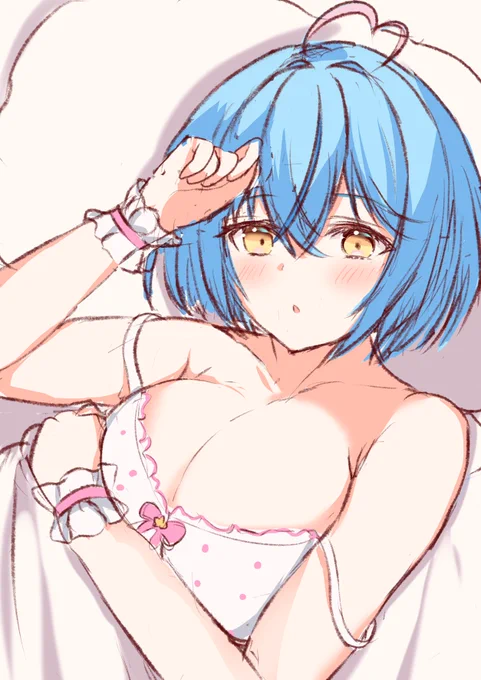 深夜だしラフあげても…バレへんか…?