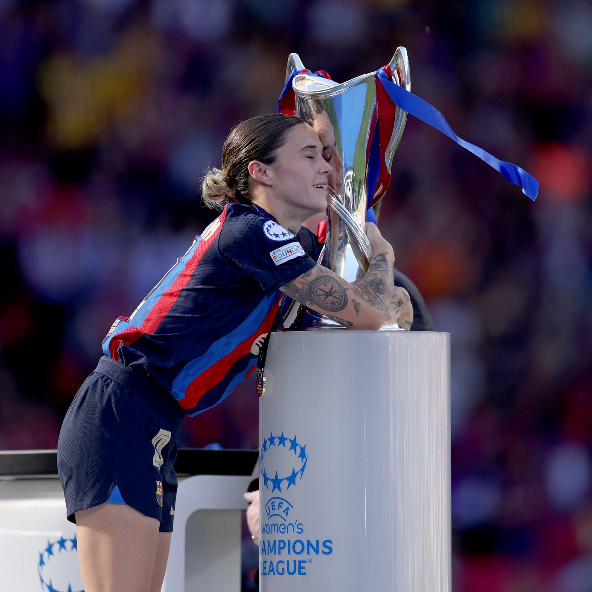 Mapi 🏆🤗

#UWCLfinal // @MapiLeon16