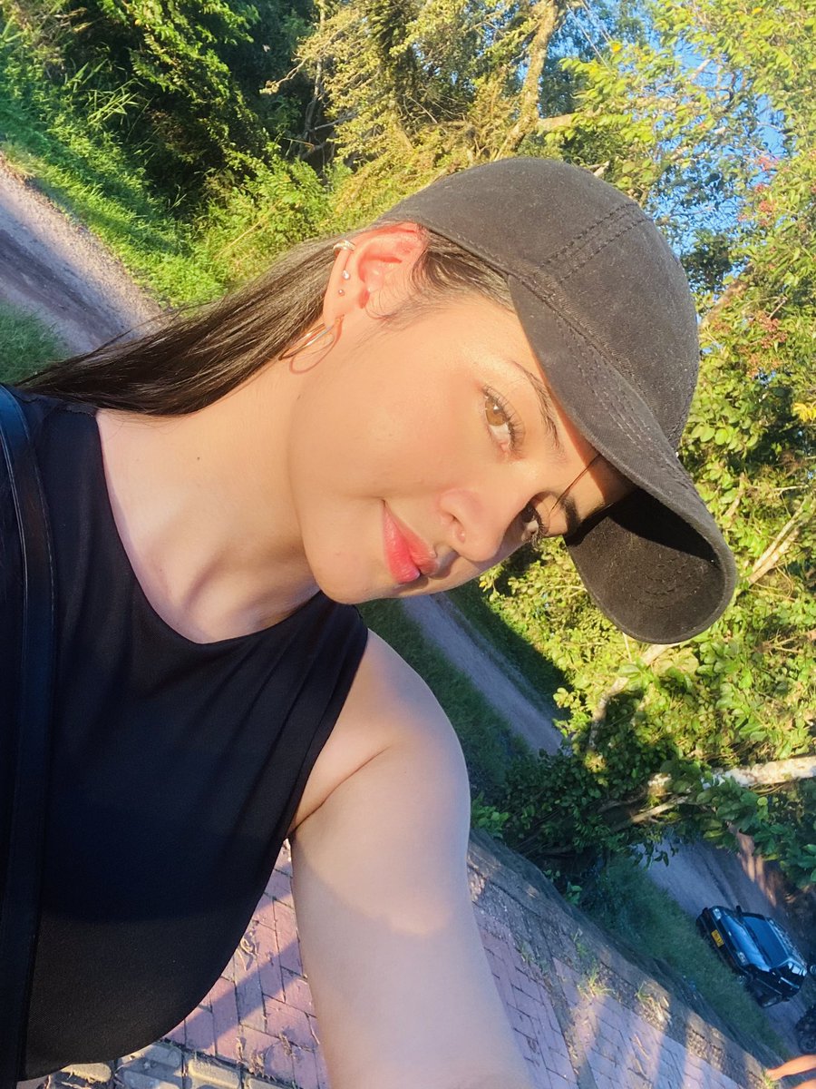 KarolPineda_11's tweet photo. ☀️ https://t.co/PbFHsNnG88