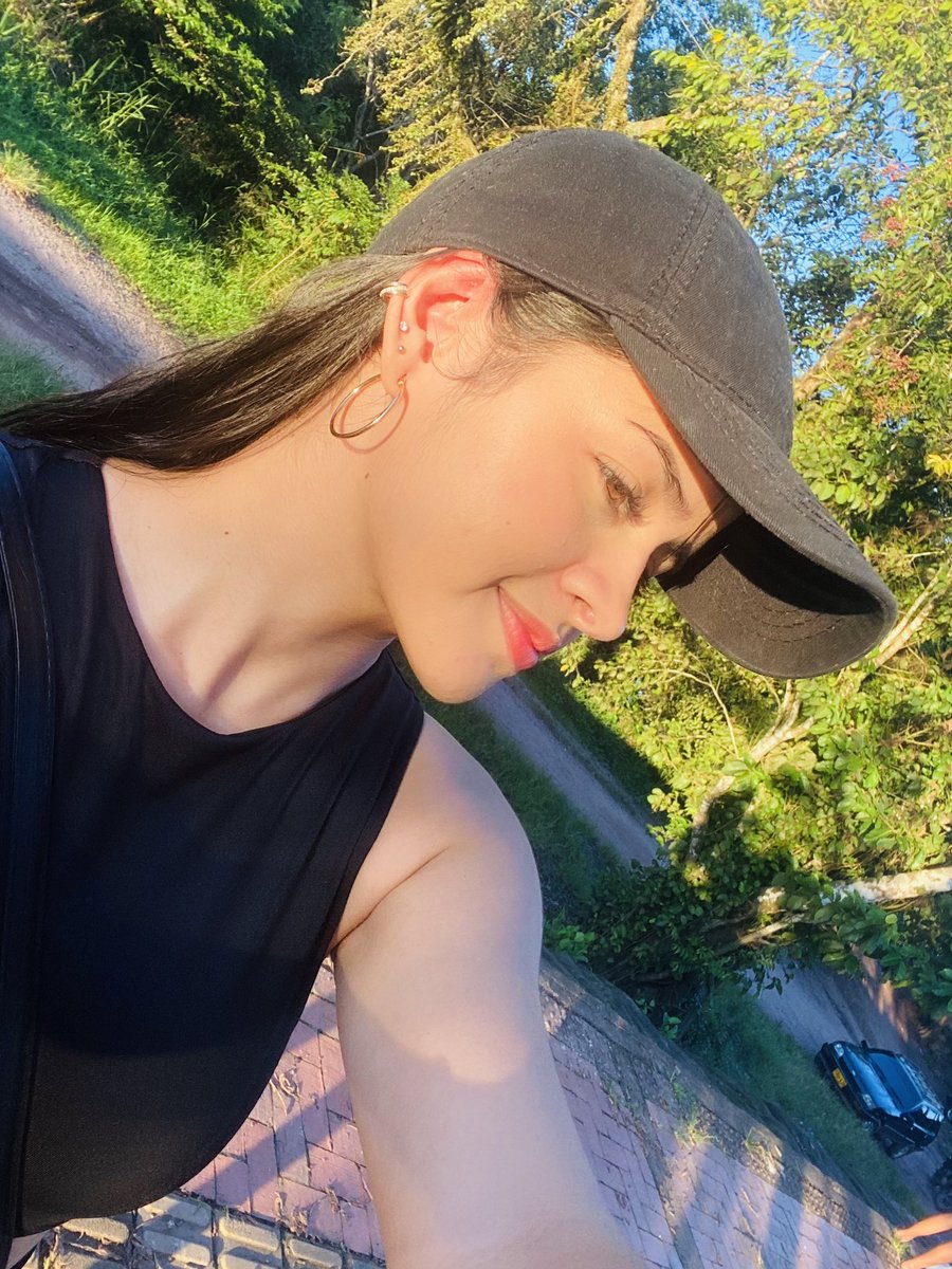 KarolPineda_11's tweet photo. ☀️ https://t.co/PbFHsNnG88