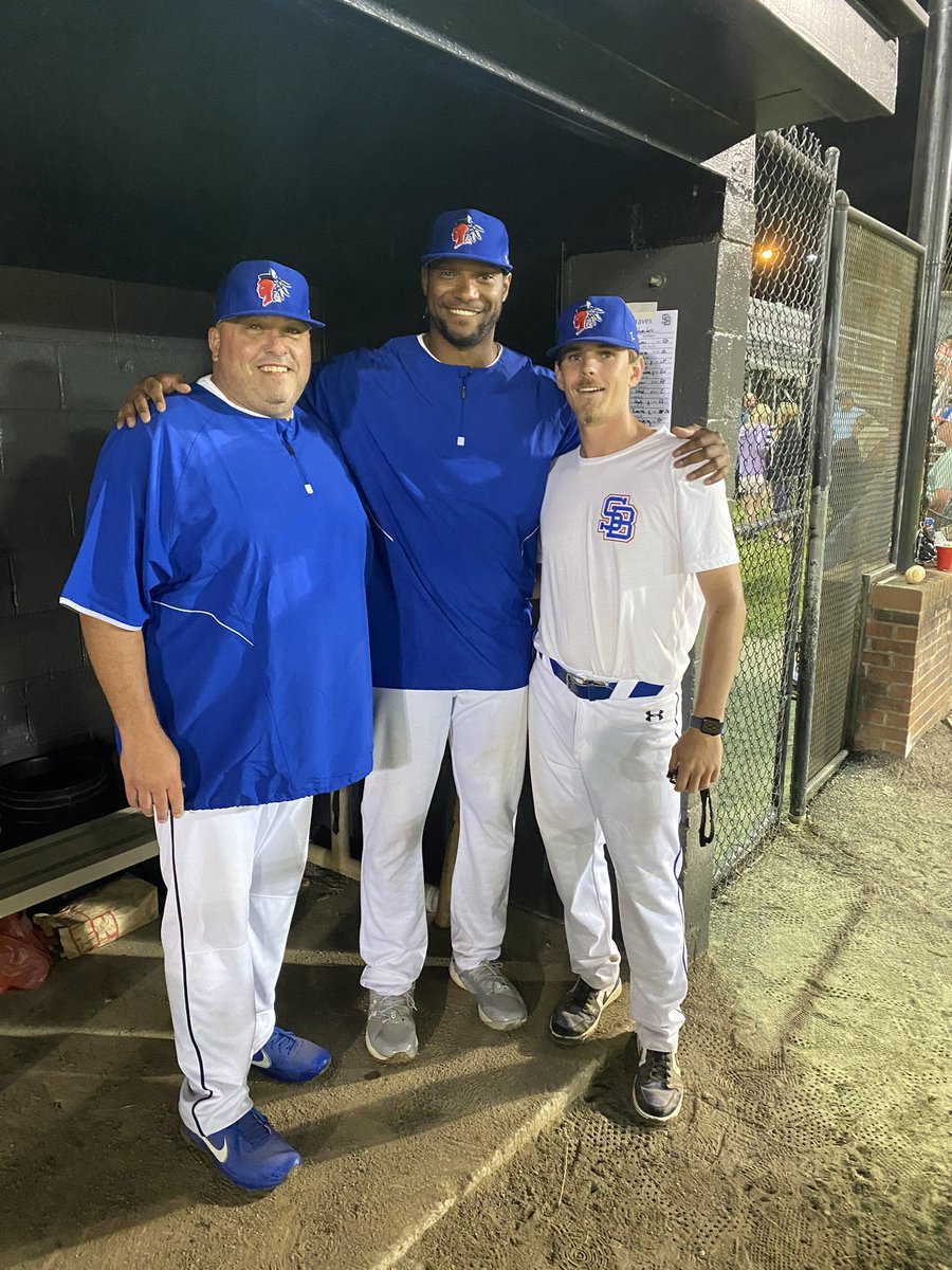 anthonywtt's tweet photo. First Win with the Staunton Braves last night!!! @MaMichael29 @camearles77 @StauntonBraves #stayrollin https://t.co/MTAlBXzpA9