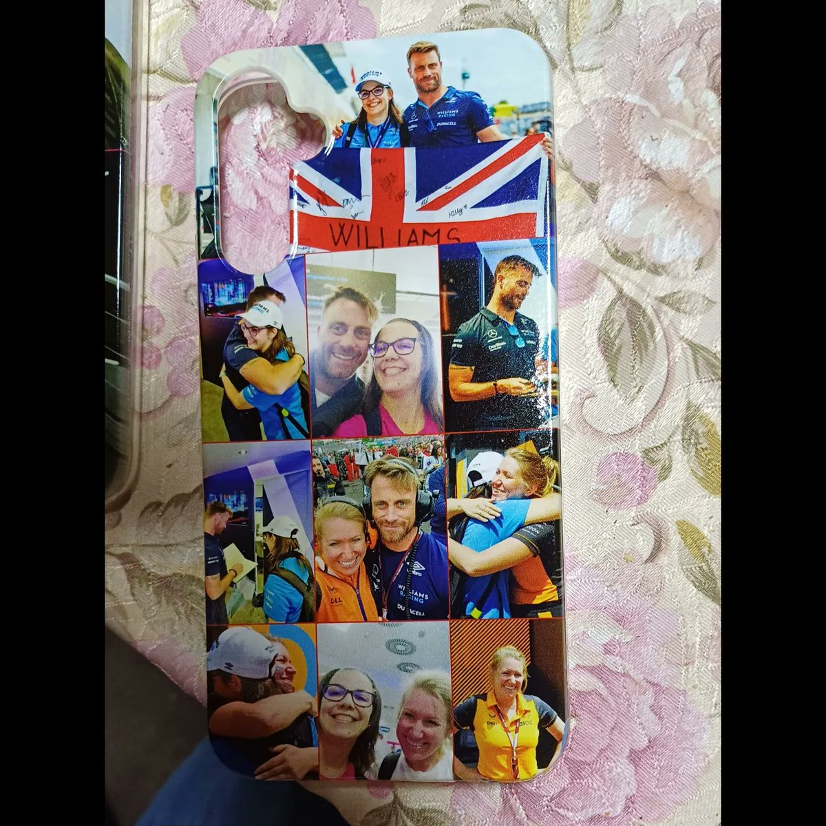 When I want to remember this memories everyday. 😊🫶🥰
New phone cases to my new phone with the special design. 💙🧡

<a href="/sophie_ogg1/">Sophie Ogg</a>
<a href="/Dan_Paget_/">Dan Paget</a>

#SophieOgg #DanPaget #Memories #RememberEveryday #FavouriteMoments #FavouritePersons #SophieOggFan #DanPagetFan