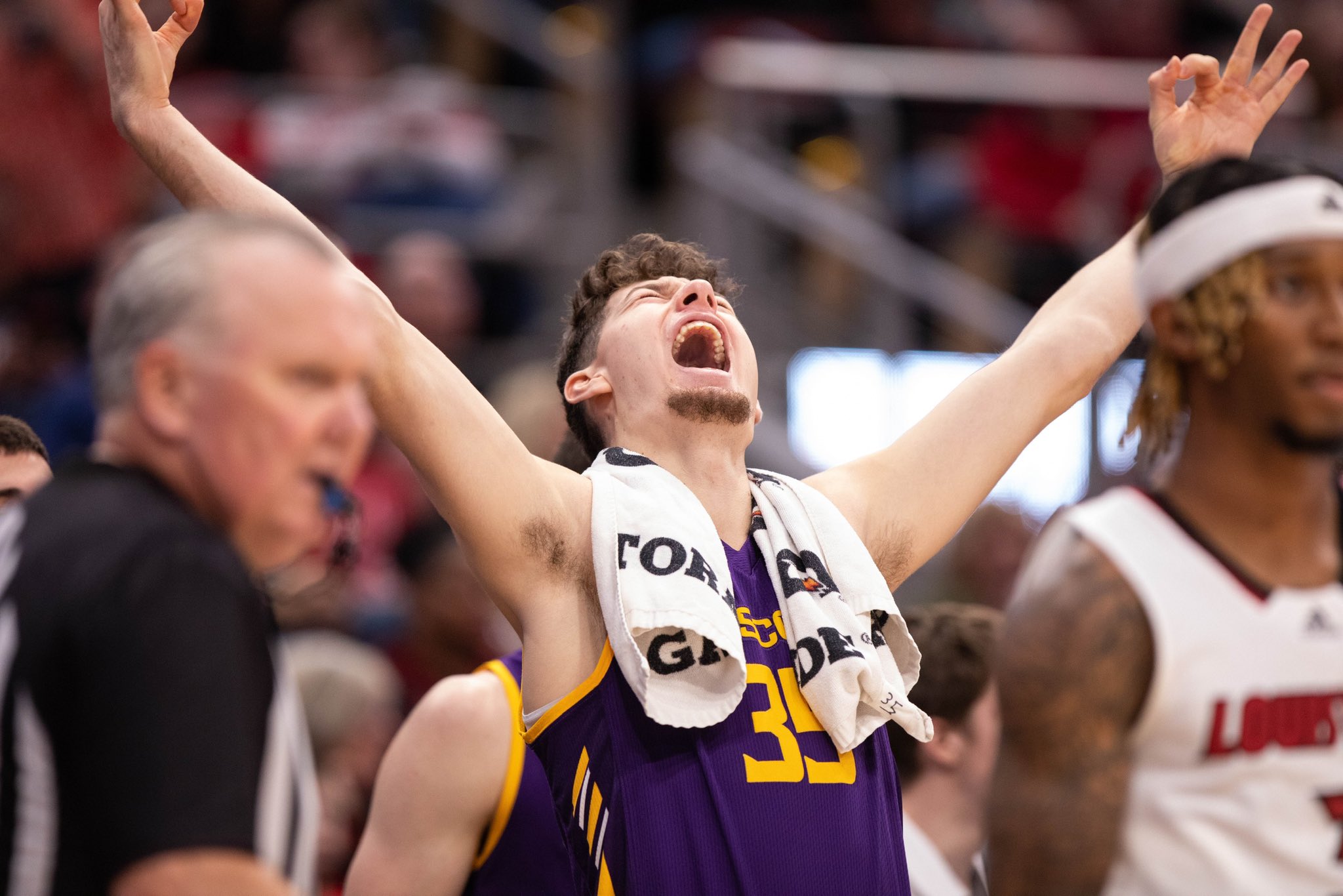 Men's Basketball / Twitter