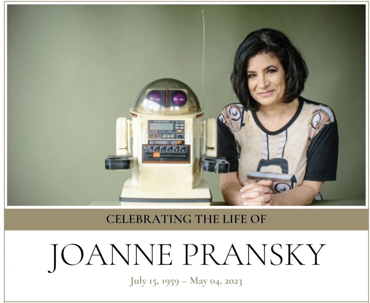 robotcast's tweet image. Goodbye to the worlds first robotic psychiatrist.
Joanne Pransky- always ahead of her time.
youtu.be/4rci-z7raTs