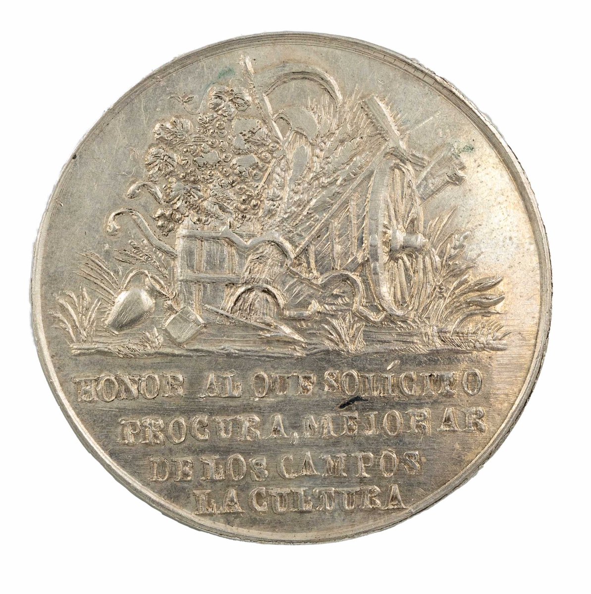 He aquí una pieza espectacular de nuestra exposición. La #medalla #premio a la #agricultura en #Burgos. Ven a conocer esta pieza y otras muchas más en el <a href="/museodeburgos/">Museo de Burgos</a>