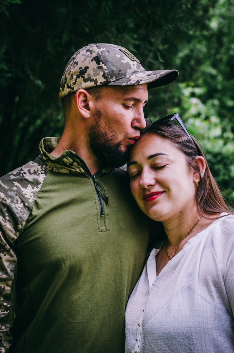 “She’s happy, because he came back home alive”

#family 
#Ukraine 
#Love 
#photographer 
#photooftheday 
#Ukrainian