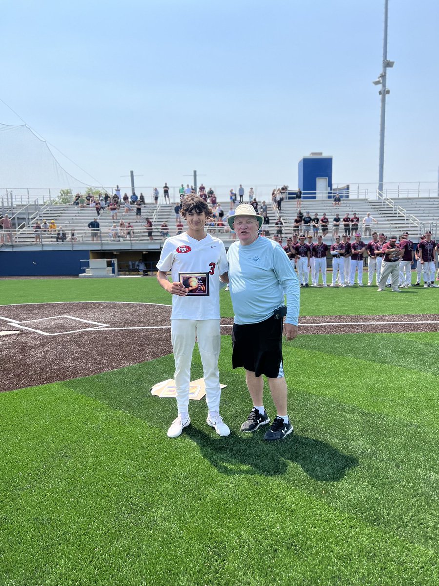 Your 2023 Georgetown Cup Champion St Francis Red Raiders! Seniors Aiden Trimper, Braden Hill and Ben Michalski receiving the Championship Plaque. Noah Albano ‘24 named MVP #RollRaiders <a href="/Stfrancishigh/">St. Francis High School</a> <a href="/SFRRBase/">SFHSRRBaseball</a> <a href="/WNYAthletics/">WNY Athletics</a> <a href="/bufnewspreptalk/">BuffaloNewsPrepTalk</a>