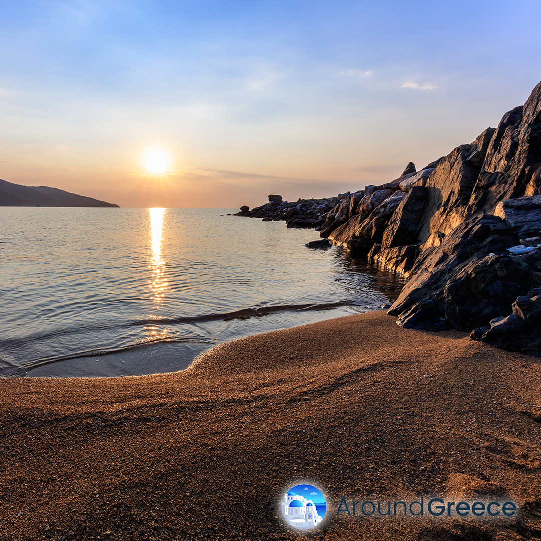 AroundGreece's tweet image. Get ready to soak up the sun and dive into crystal-clear waters at Stratoni Beach in Chalkidiki. This beach is a true gem with its pristine golden sand and breathtaking sea.

❤️ Tag #aroundgreece
❤️ Follow @AroundGreece 

aroundgreece.net/mainland/maced…

#Chalkidiki #Macedonia #Greece