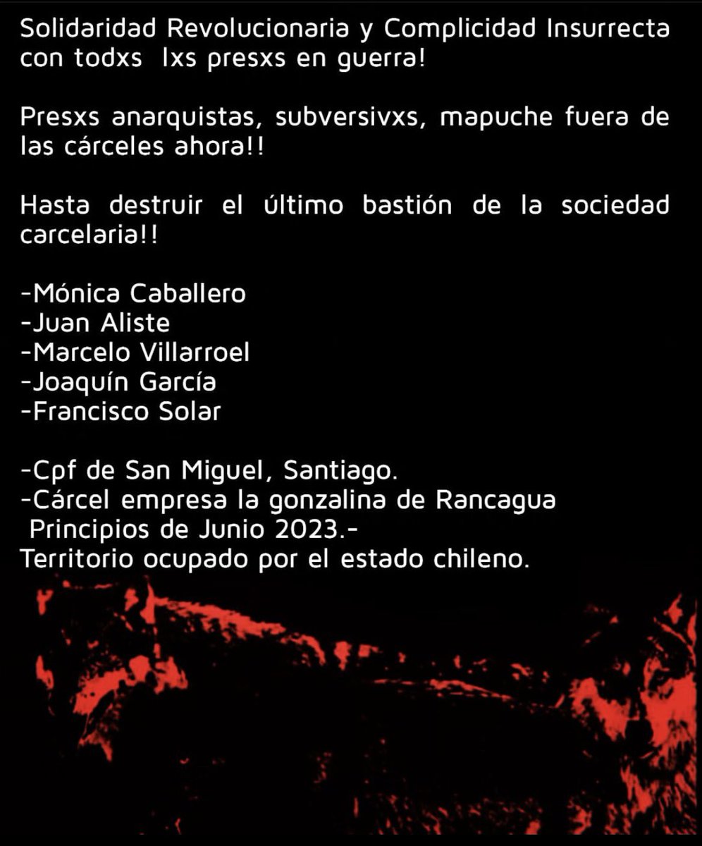 Rebelde_1312's tweet photo. PALABRAS DE #MonicaCaballero #JuanAliste #FranciscoSolar y #MarceloVillarroel FRENTE A LA REPRE POLICIAL DEL GOBIERNO DE BORIC CONTRA NUESTRXS HERMANXS EN LAS KANAS DE SAN MIGUEL Y STGO1! #LibertadALxsPresxsPoliticxs #AnarquistasYSubversivxsALaKalle #FuegoALaKana @BuscandoKalle https://t.co/IvDkxc7lqA