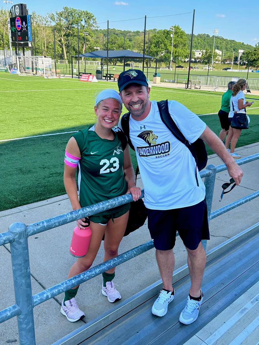 Congrats on the win and big goal last night <a href="/Ella_McAleenan/">Ella Mcaleenan</a>. Wishing you the best of luck in the Missouri State Championship tonight!
