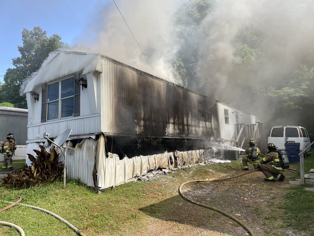 ClksFire's tweet photo. 6-3-23 8:33 am:
Battalion 2 units from Stations 5, 6, &amp; 1 are on the scene of a mobile home fire on Cedarcrest Dr.
Firefighters attacked the fire from the outside and quickly transitioned to the interior. 
Fire is now under control. No injuries &amp; fire is under investigation https://t.co/4jIPvWqP1K