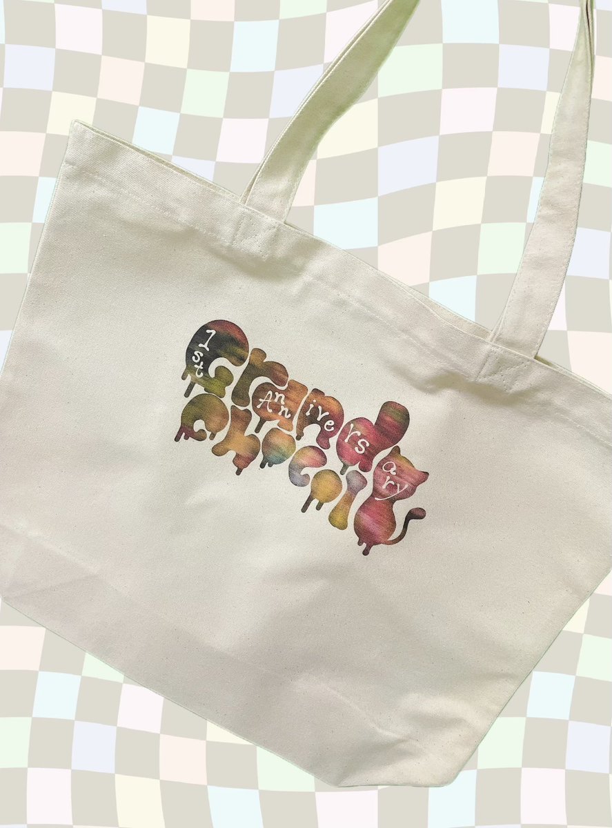 chocol8band's tweet photo. 【✨RTプレゼント企画✨】

Grand chocol8 1周年を記念して
『Anniversary BIGトートバッグ』を
1名様にプレゼント✨

フォロー＆RTで応募完了🍫

大容量のLLサイズ、
フルカラー印刷でオシャレに持ち運べます🐾

#ちょこはち #RT https://t.co/CwPJ09YIkf